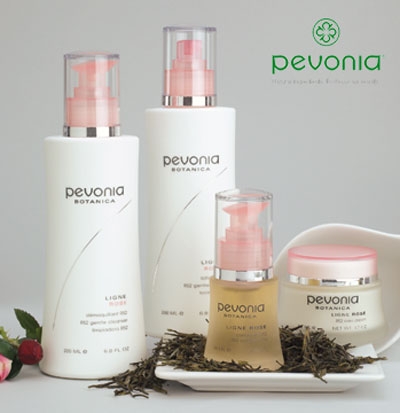 Một số sản phẩm làm đẹp của Pevonia chứa tinh chất hoa hồng Pháp